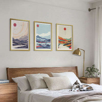 Tavelset ovanför soffa Japanska bergsabstraktioner