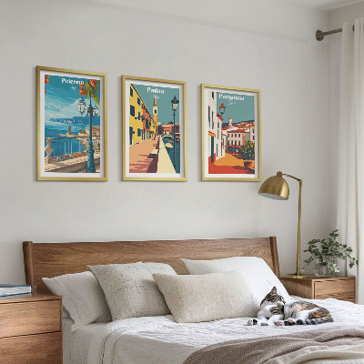 Tavelset ovanför soffa Retro stadsillustrationer
