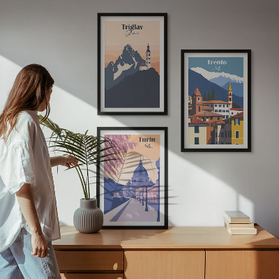 Tavelset ovanför soffa Bergarkitektur retro illustrationer