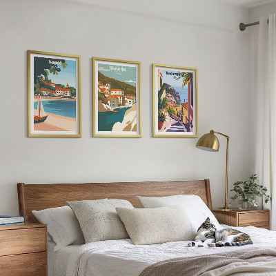 Tavelset ovanför soffa Illustrationer av kuststaden