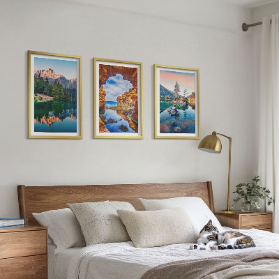 Tavelpaket med ramar Bergsjöar klippreflektioner