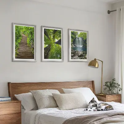 Set om 3 tavlor motiv med skog och vattenfall