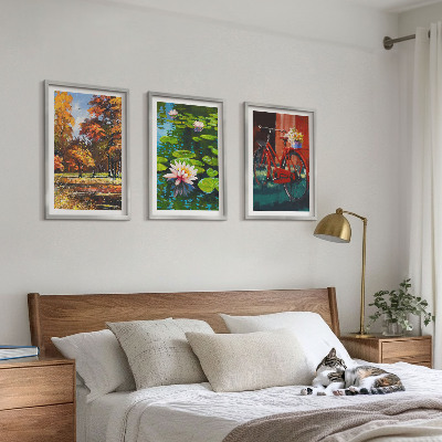 Tavelset ovanför soffa Höstfärger liljeterrass