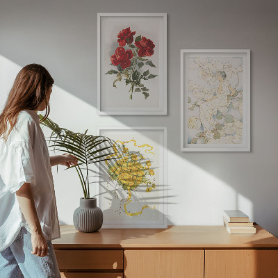 Tavelset ovanför soffa Rosor rödvit form