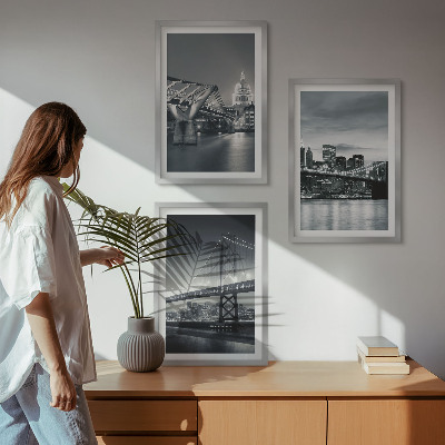 Tavelset ovanför soffa Broar, stadsarkitektur, grå