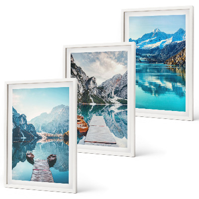 Tavelpaket med ramar Bergsjöar båtar reflektion