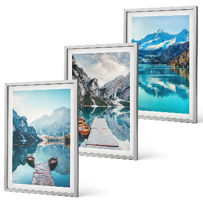 Tavelpaket med ramar Bergsjöar båtar reflektion