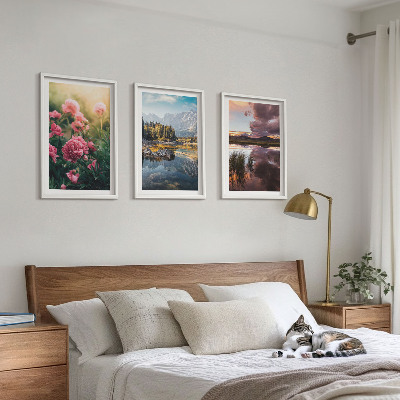 Tavelset ovanför soffa Blommor trädgård berg vatten
