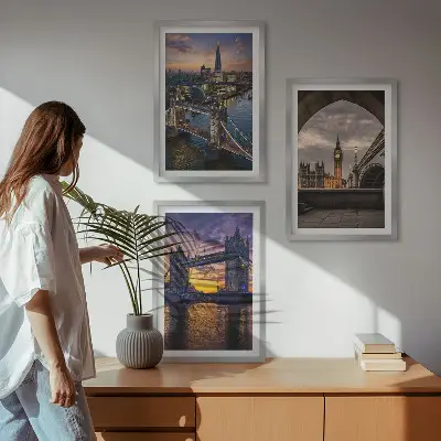 Tavelset med ramar Stadens broar och klocktorn