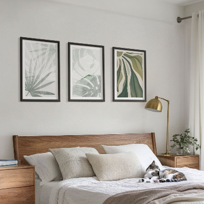 Tavelset ovanför soffa Växters blad i grönt och grått