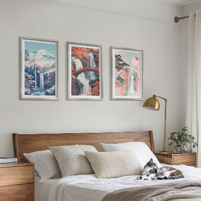 Tavelpaket med ramar Vattenfall berg bro träd