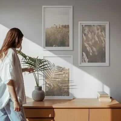 Tavelset med 3 delar landskap med gräs och blommor i varma toner