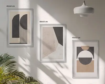 Tavelset ovanför soffa abstrakta former i beige och brunt