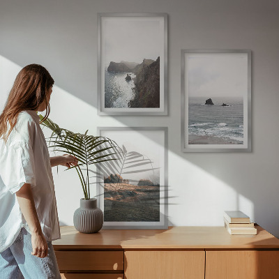 Tavelset ovanför soffa Landskap av berg och hav
