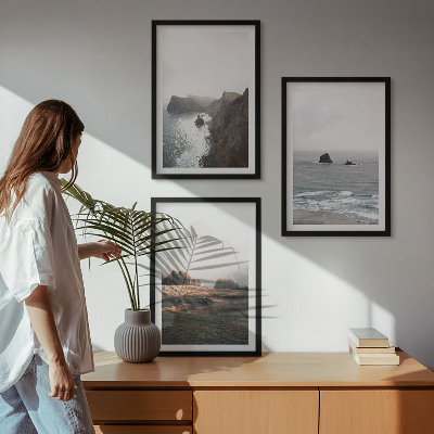 Tavelset ovanför soffa Landskap av berg och hav