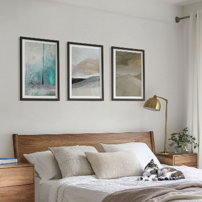 Tavelset ovanför soffa Målade abstrakta dekorationer