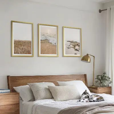 Tavelset med strandmotiv strandvågor och stenar sommar