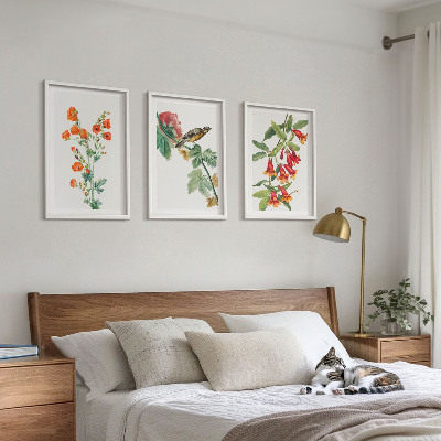 Tavelpaket med ramar Målade blommor och en fågel