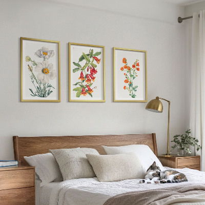 Tavelset ovanför soffa Retro blomsterarrangemang