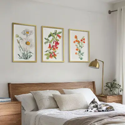 Retro blomsterarrangemang tavelset för vägg ovanför soffa
