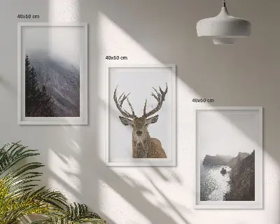 Berglandskap med rådjur set om 3 tavlor