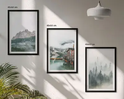 Tavelset med tre motiv berg, sjö, stuga och dimma