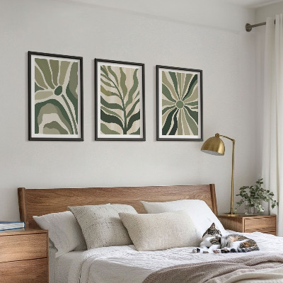 Tavelset ovanför soffa Gröna och beige växtmönster
