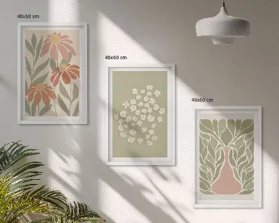Tavelset ovanför soffa med blommiga bohemiska mönster