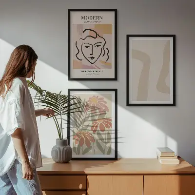 Modern abstrakt kvinna tavelset med ramar