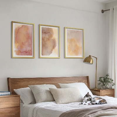 Tavelset ovanför soffa Varma akvarellfärgade texturer