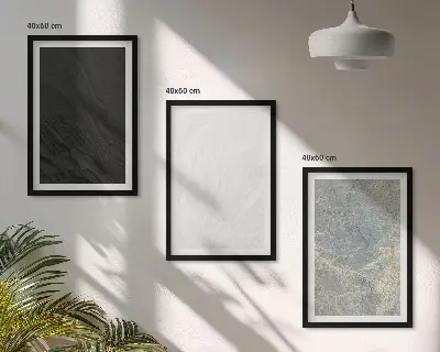 Tavelset ovanför soffan motiv med eleganta stenstrukturer