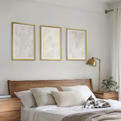 Tavelset ovanför soffa Pastellmarmorstrukturer