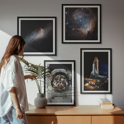 Tavelvägg med 4 tavlor Astronauter landar på månen