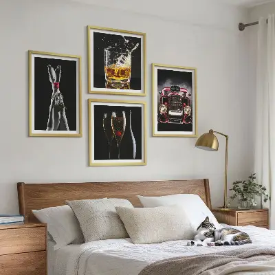 Set om 4 tavlor med motiv av kvinnobenen, rosor, bil och vin