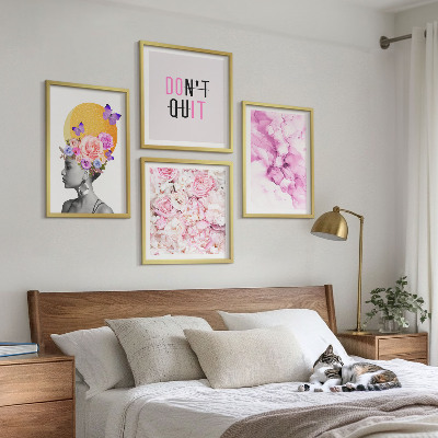 Set om 4 tavlor Blommor abstrakt porträtt av en kvinna