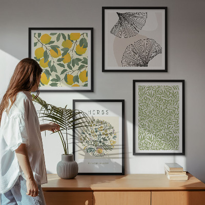 Tavelvägg ovanför soffa Citronörter och blad