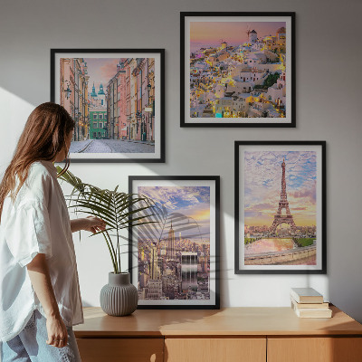 Tavelvägg ovanför soffa New York Paris Oia Warszawa skymning