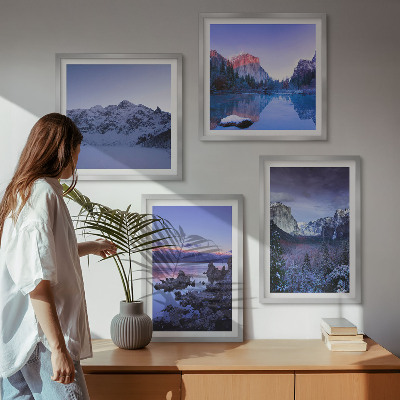 Tavelvägg ovanför soffa Bergslandskap, solnedgång, vatten
