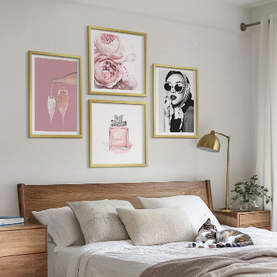 Set om 4 tavlor Snygga rosa accessoarer