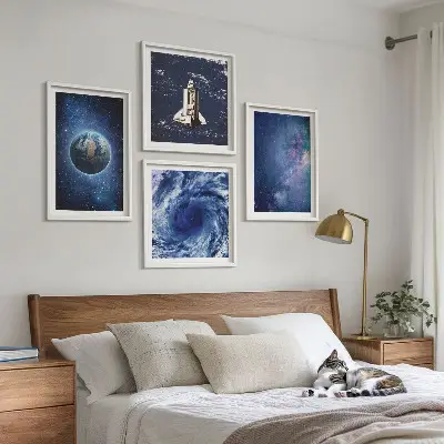 Poster Jorden rymdstorm galax för tavelvägg ovanför soffa