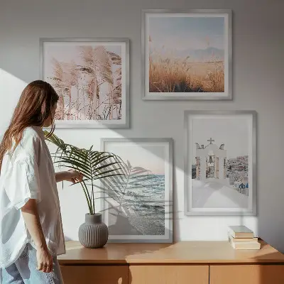 Set med 4 tavlor med motiv av växter, havsvågor, utsikt och hus