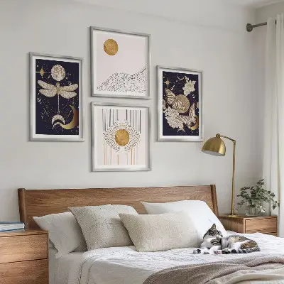 Naturmotiv med månen set om 4 tavlor