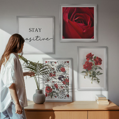 Tavelvägg med 4 tavlor Röda rosor blommor inskription
