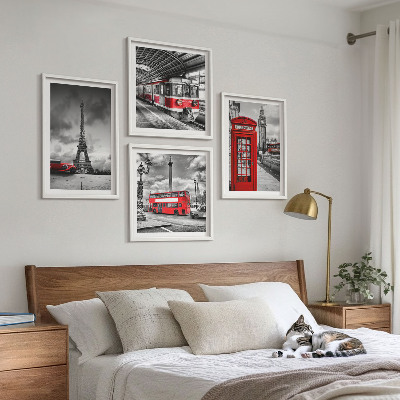 Tavelvägg ovanför soffa Ikoniska städer London Paris järnväg