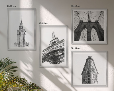 Tavelvägg ovanför soffa Arkitektur svartvit minimalism