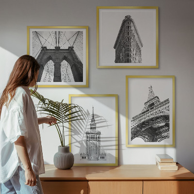 Tavelvägg ovanför soffa Arkitektur svartvit minimalism