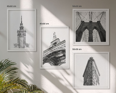 Tavelvägg ovanför soffa Arkitektur svartvit minimalism