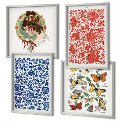 Tavelvägg med vintage blommor och fjärilar motiv med ornament ovanför soffa