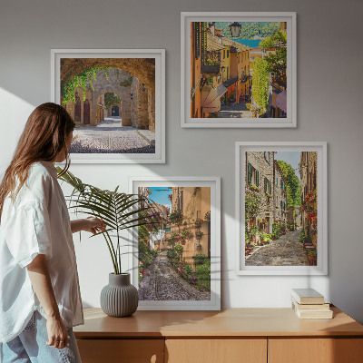 Set om 4 tavlor Italienska gator blommor arkitektur