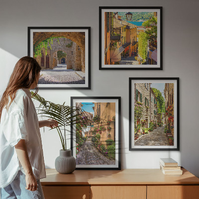 Set om 4 tavlor Italienska gator blommor arkitektur